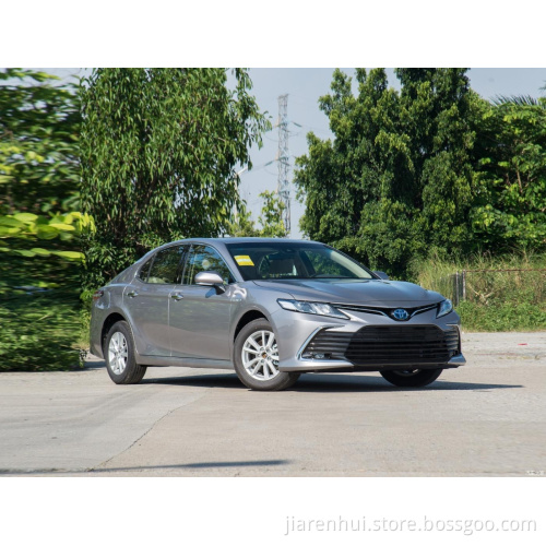 2022 Toyata Camry E-CVT 2.5He Elite Plus Edition Ottima scelta per la famiglia